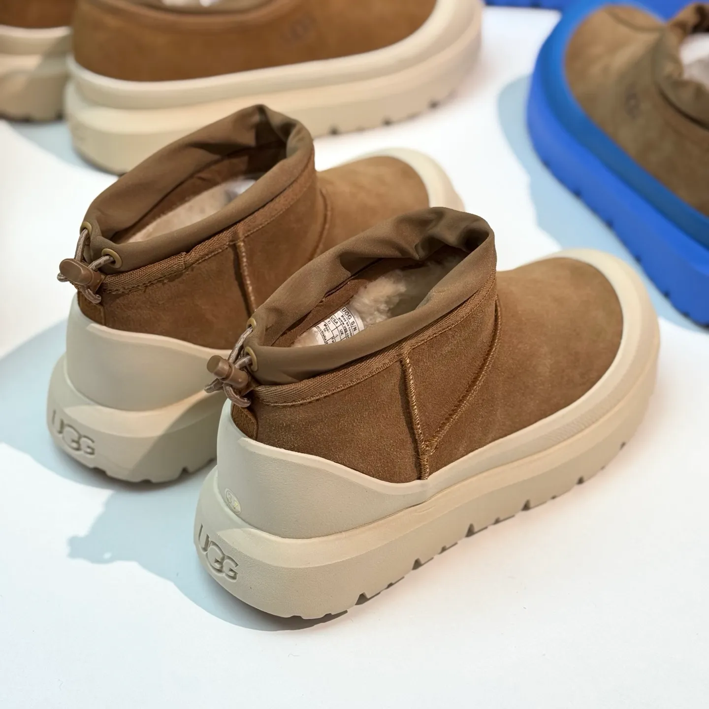 Local 💰600 2025 new Wang Yibo 4196 exclusive version original OEM grade UGG Wang Yibo same model high-end exclusive supply pyramid-top workmanship quality high-end needs to come #big advantage supply❗️❗️❗️ low-top men's and women's shoes size: 36 37 38 39 40 41 42 43 44 45